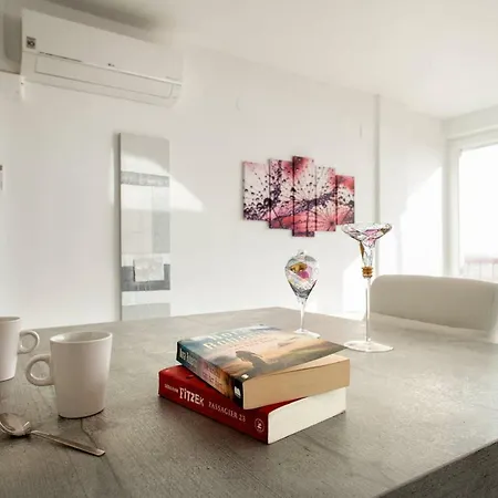 Jardin Del Mar Apartment *