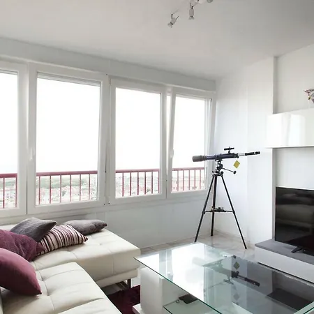 Jardin Del Mar Apartment